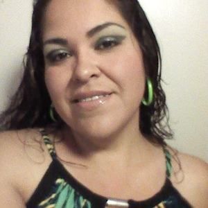 Meet your Posher, Alicia